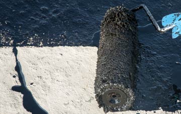 Mullion liquid sealant waterproofing